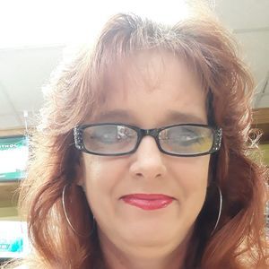 Meet your Posher, Sharon